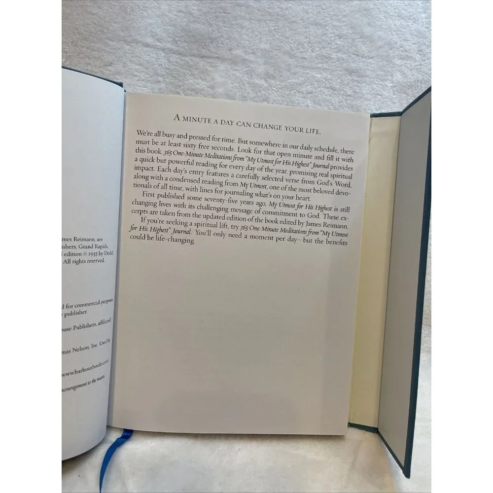My‎ Utmost For His Highest Journal: One-Minute Meditations Journal